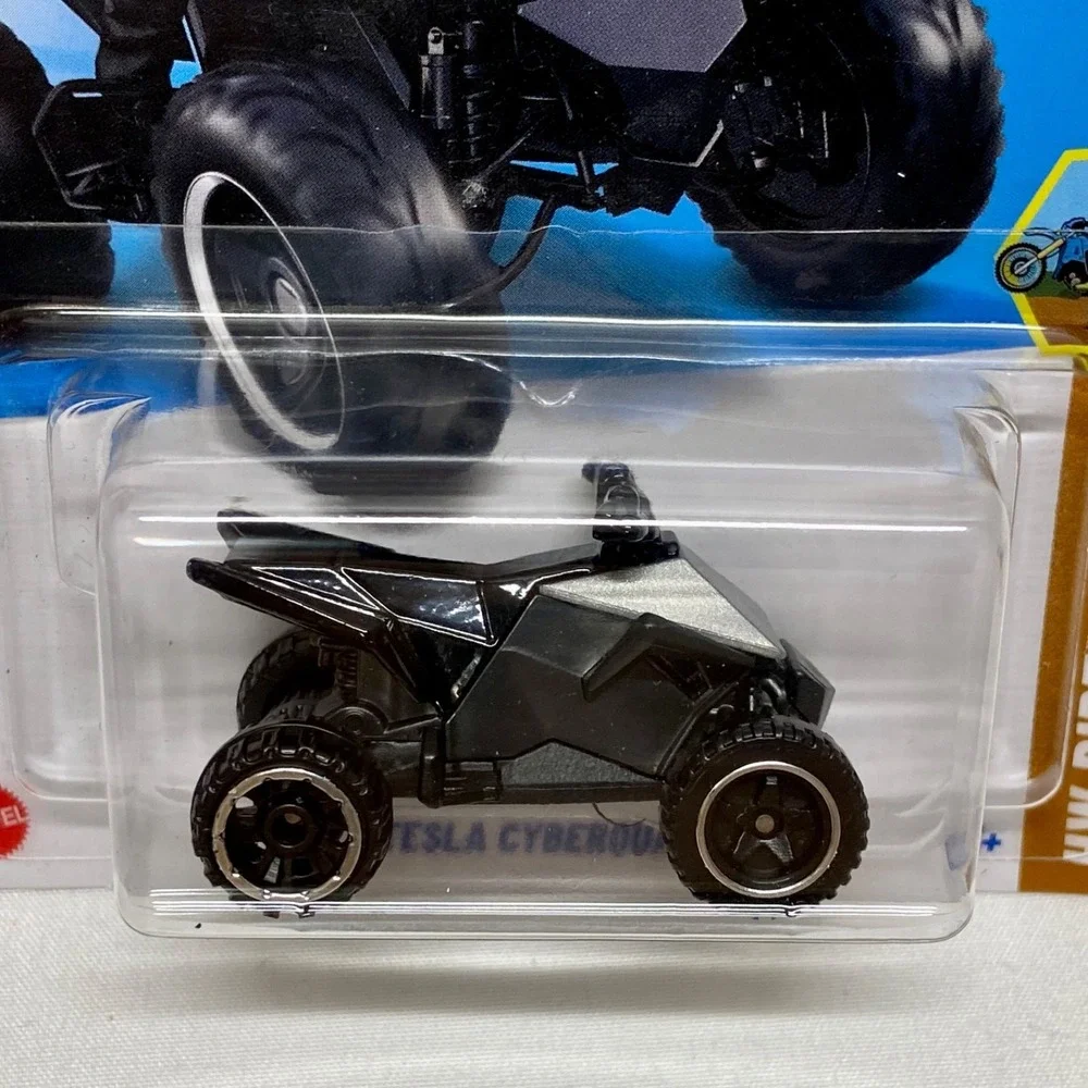 Hot Wheels Tesla Cyberquad 82/250 HW Dirt 4/10 Silver Die-cast ATV 1/64 NIP 2025